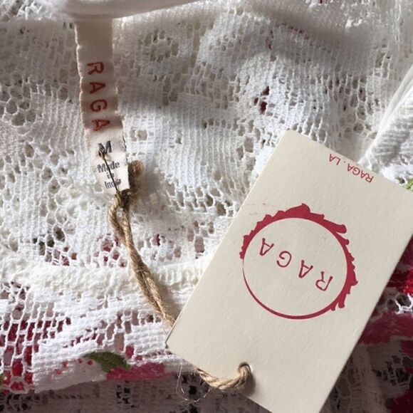 Raga Embroidered Lace Tank Top - Picture 5 of 8